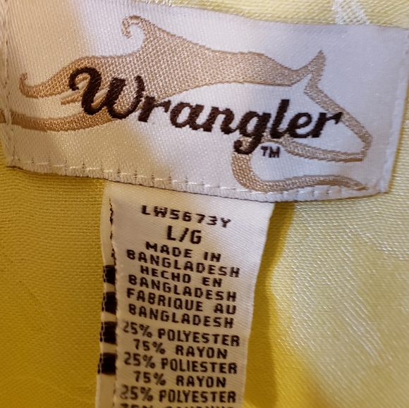 Women's pearl snap button up western Wrangler top (c2) 38" Chest By 13" Long - Picture 3 of 6